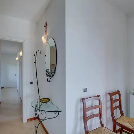 Palms - Sea View - Happy *