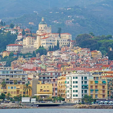 Palms - Sea View Terrace And Parking - Happy Apartmán Sanremo
