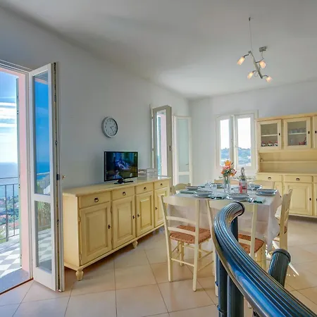 Palms - Sea View - Happy Appartamento