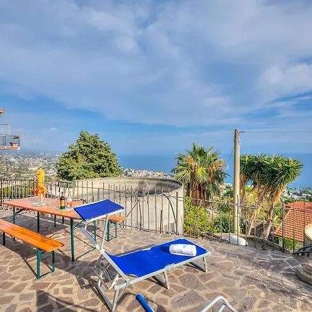 Apartment Palms - Sea View - Happy Sanremo
