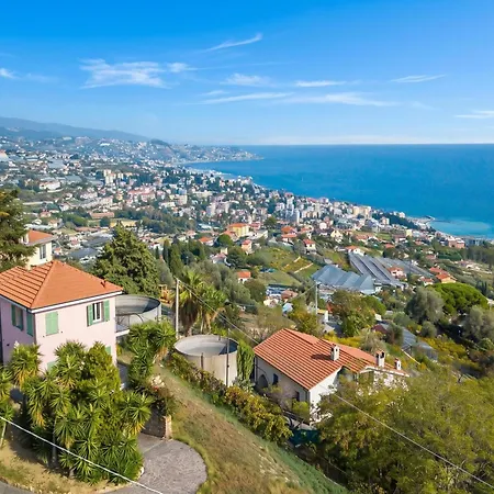 Palms - Sea View Terrace And Parking - Happy Apartmán Sanremo