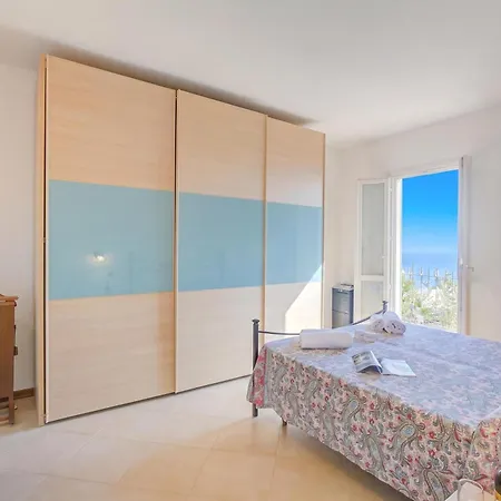 Apartmán Palms - Sea View Terrace And Parking - Happy