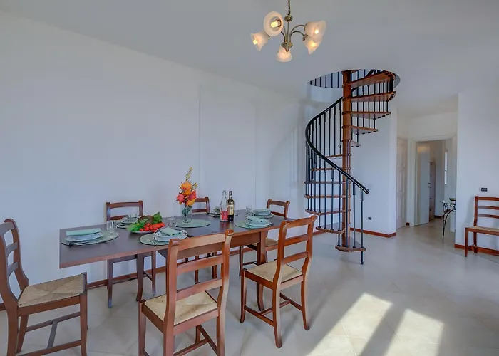 Palms - Sea View - Happy Apartment Sanremo