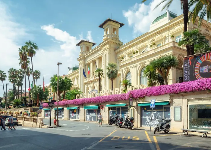 Palms - Sea View - Happy Apartment *